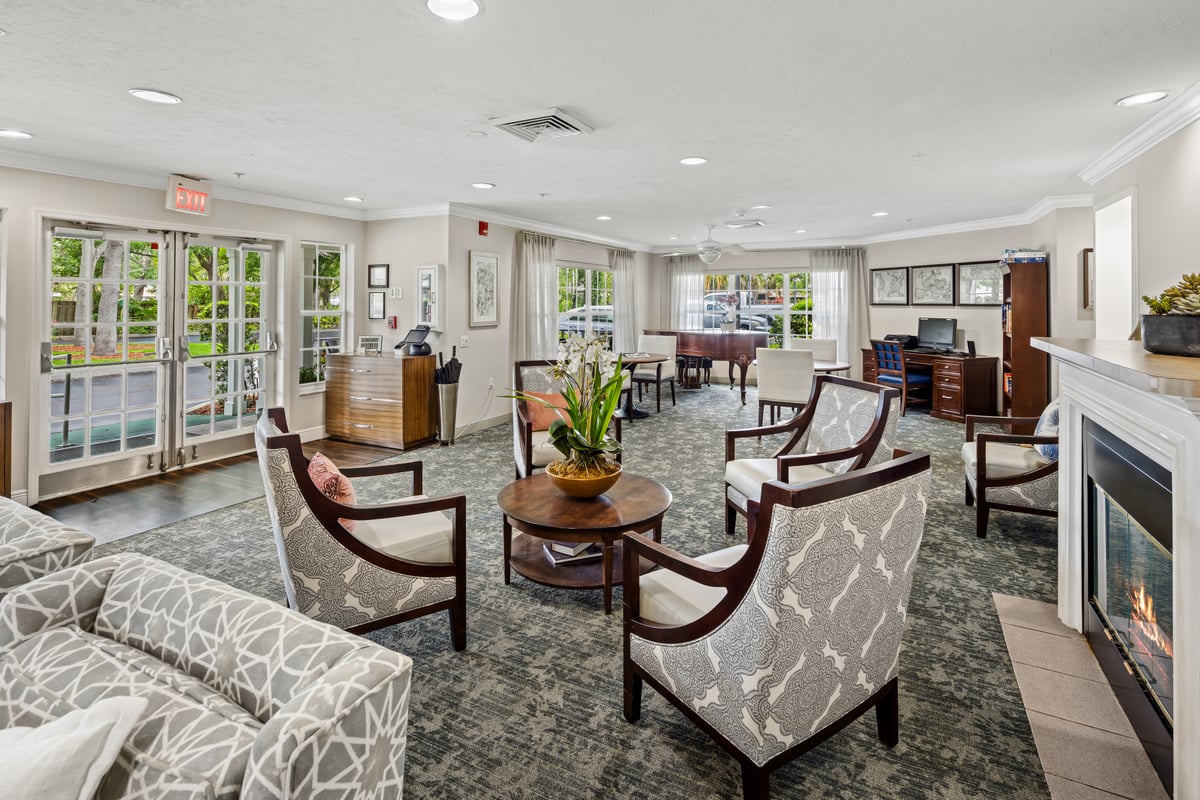 DISCOVERY COMMONS AT BRADENTON photo 2